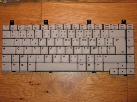 Clavier-AZERTY- Français-HP- COMPAQ-M2000- V2000-V5000-R3000-Modèle-CT1B- PN-AECT1TPF021-K031846B1